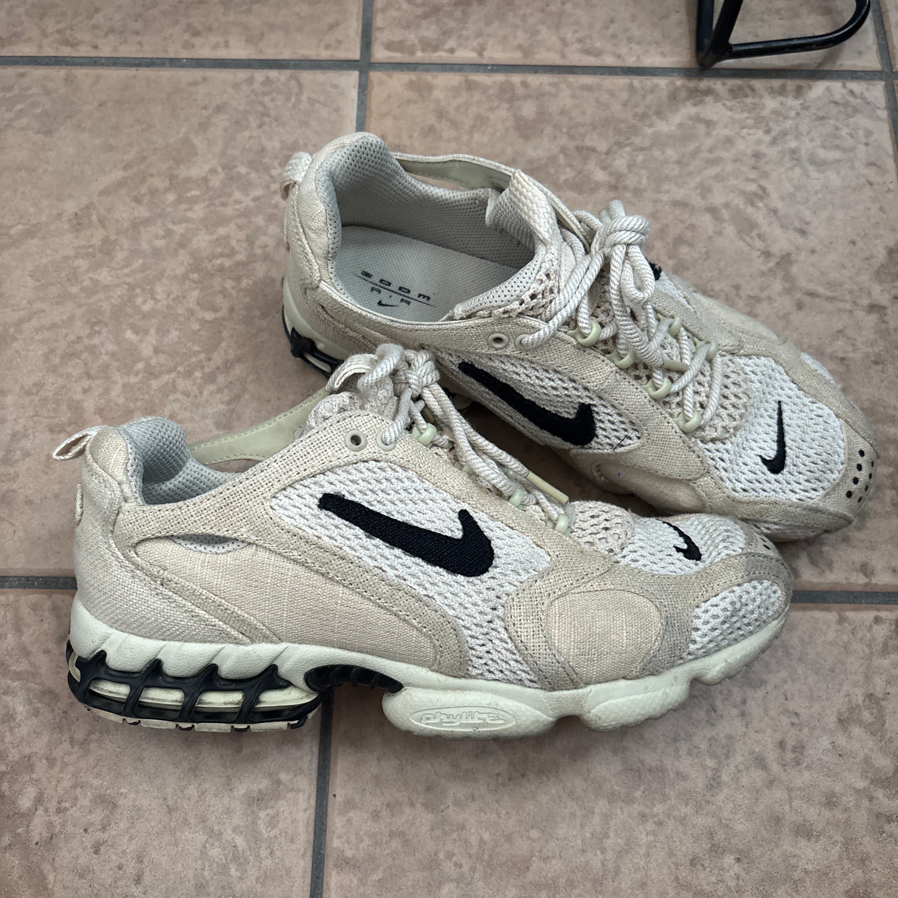 Stussy × Nike Air Zoom Spiridon CG 2 "Fossil/Black"