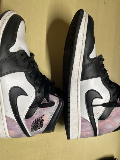 Nike Air Jordan 1 Mid SE "Tie Dye"