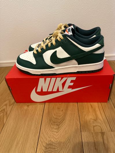 Nike Women's Dunk Low SE "Noble Green"