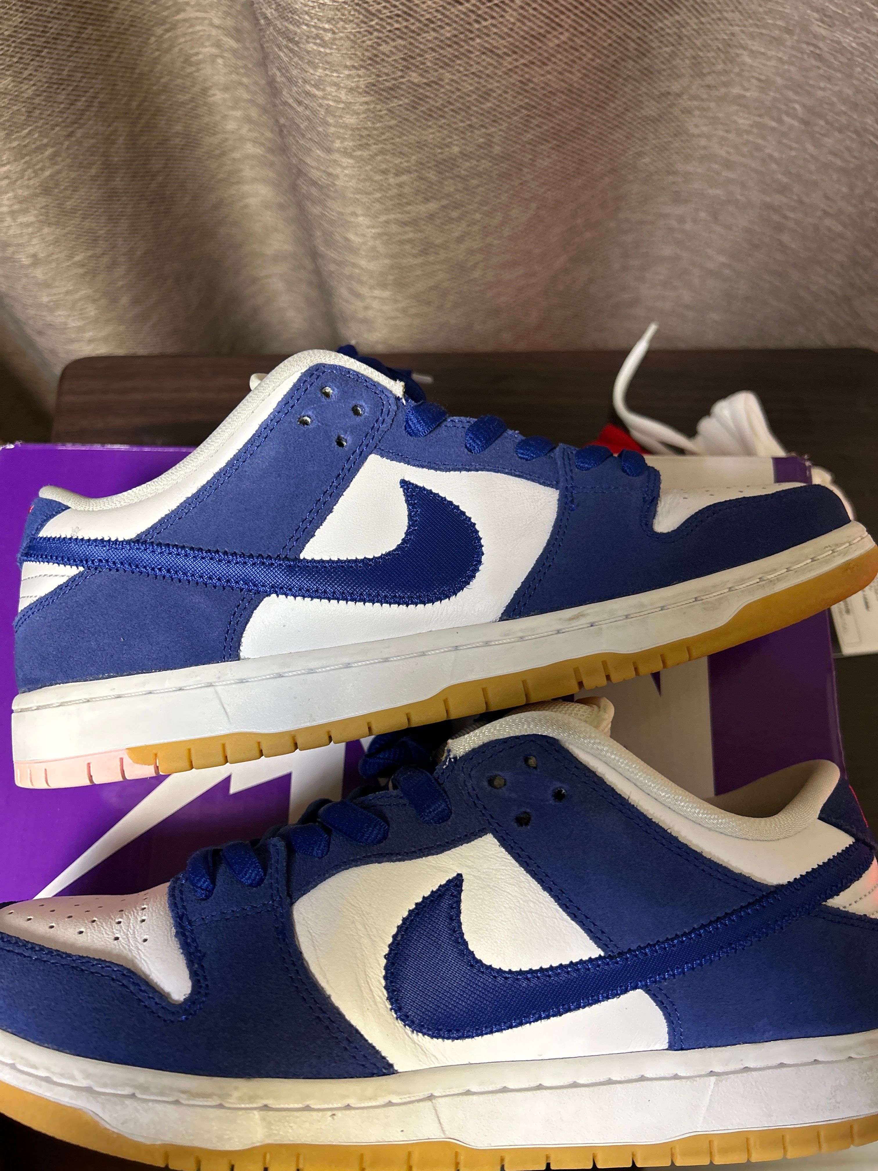 Nike SB Dunk Low "Los Angeles Dodgers/Deep Royal Blue"