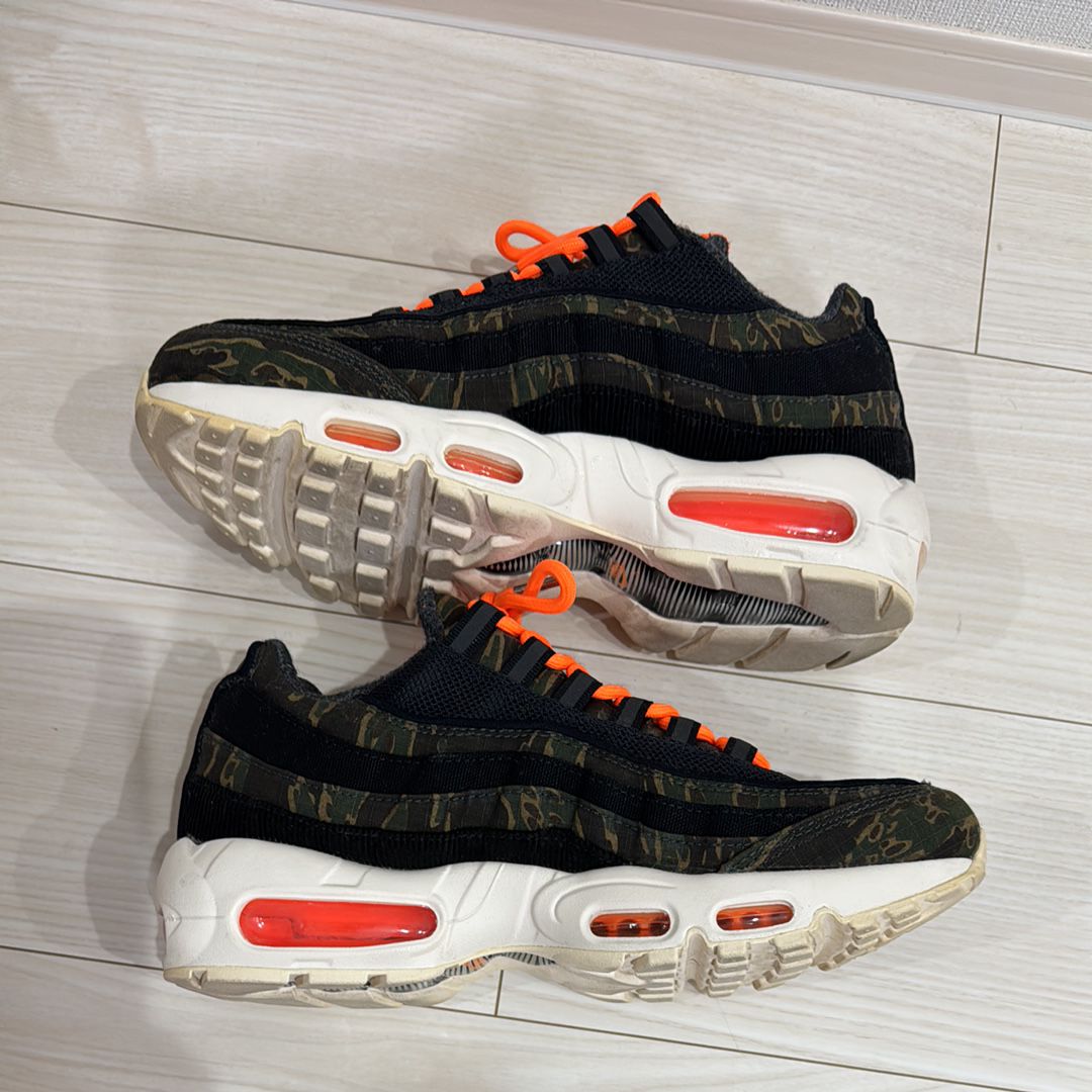 Carharte WIP × Nike Air Max 95 "Black/Sail/Total Orange"