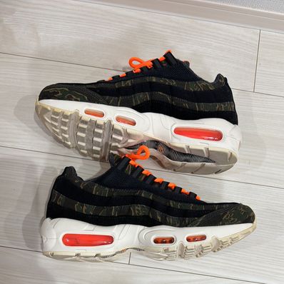 Carharte WIP × Nike Air Max 95 "Black/Sail/Total Orange"