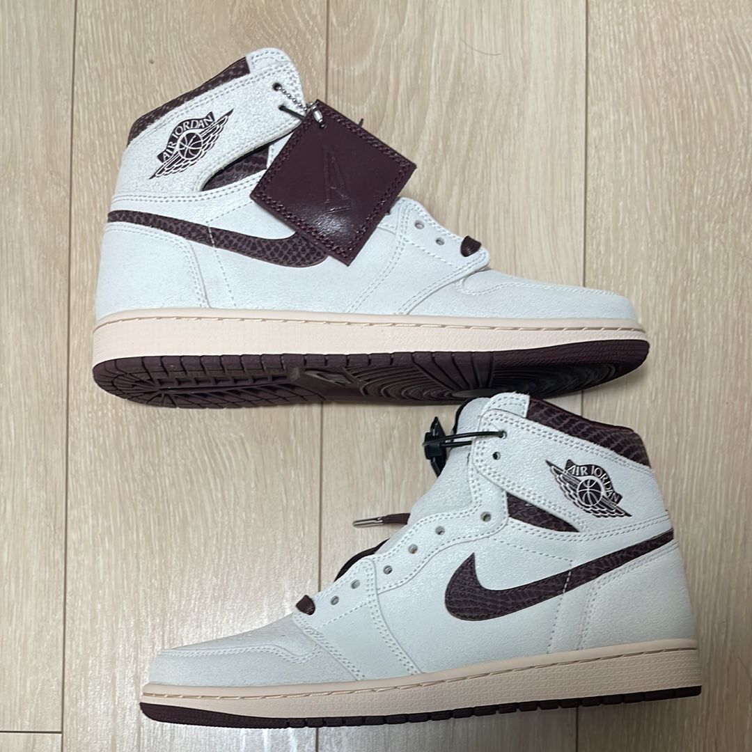 A Ma Maniere × Nike Air Jordan 1 Retro High OG "Sail and Burgundy"