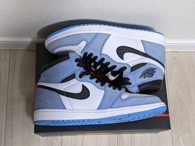 Nike Air Jordan 1 High OG "University Blue"