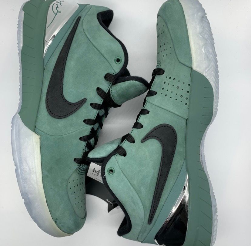 Nike Kobe 4 Protro "Girl Dad"