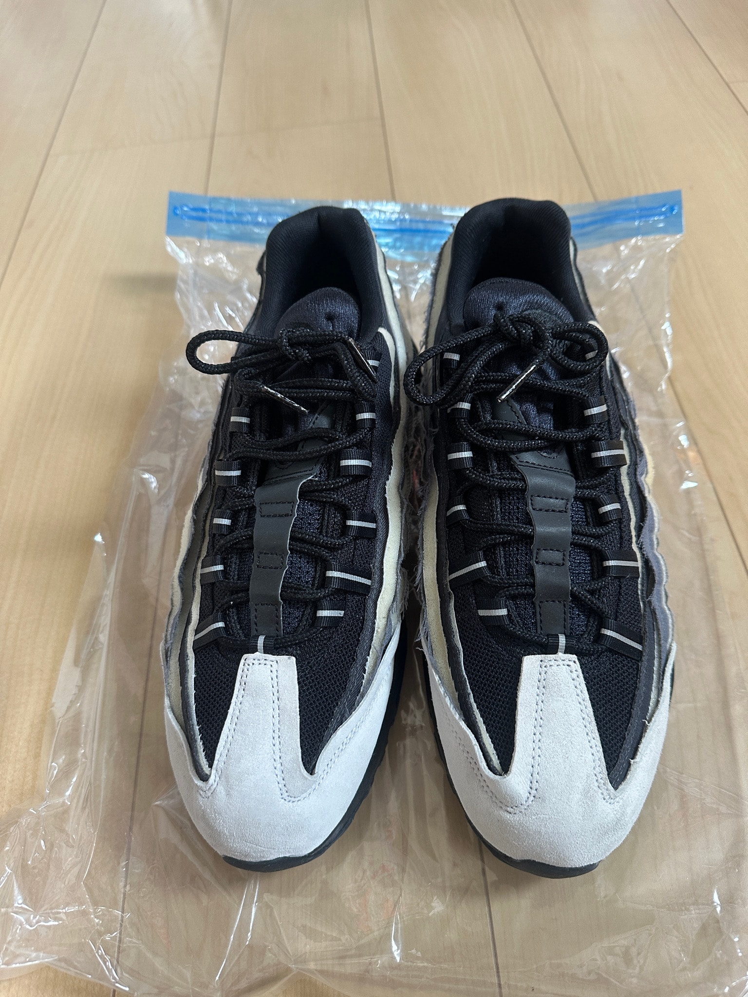 COMME des GARCONS × Nike Air Max 95 "Charcoal"