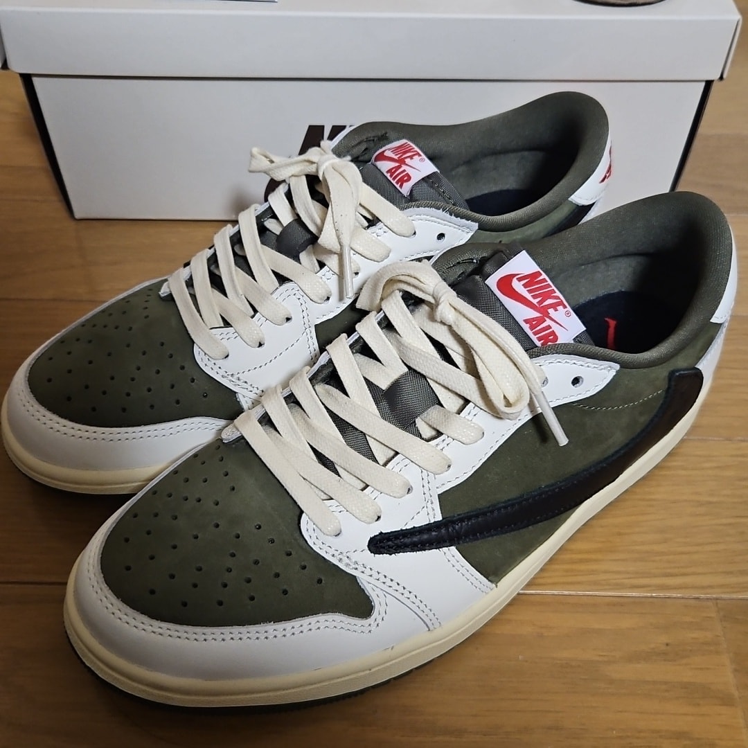 Travis Scott × Nike Air Jordan 1 Low OG SP "Reverse Olive"