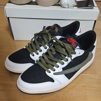 Travis Scott × Nike Women's Air Jordan 1 Low OG "Medium Olive"