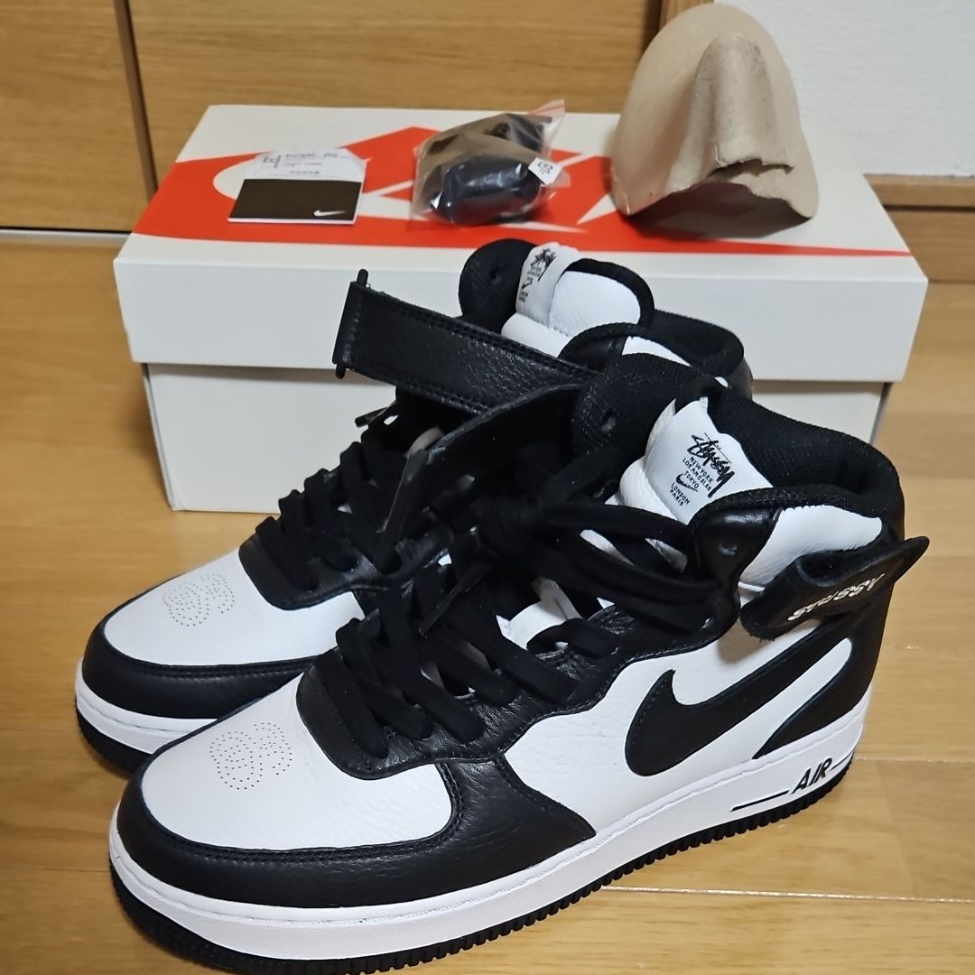 Stussy × Nike Air Force 1 Mid "Black and Light Bone"