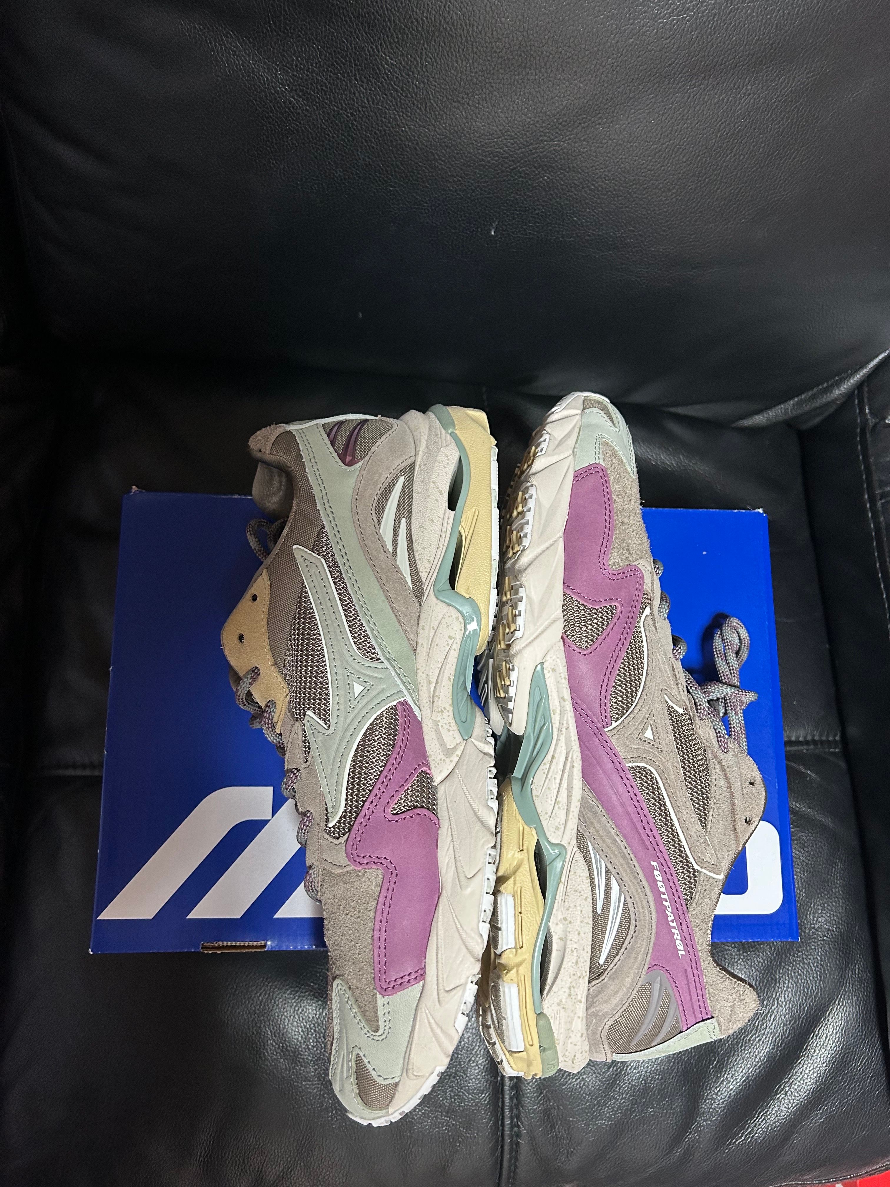 Mizuno Wave Rider 10 "Footpatrol Rust"