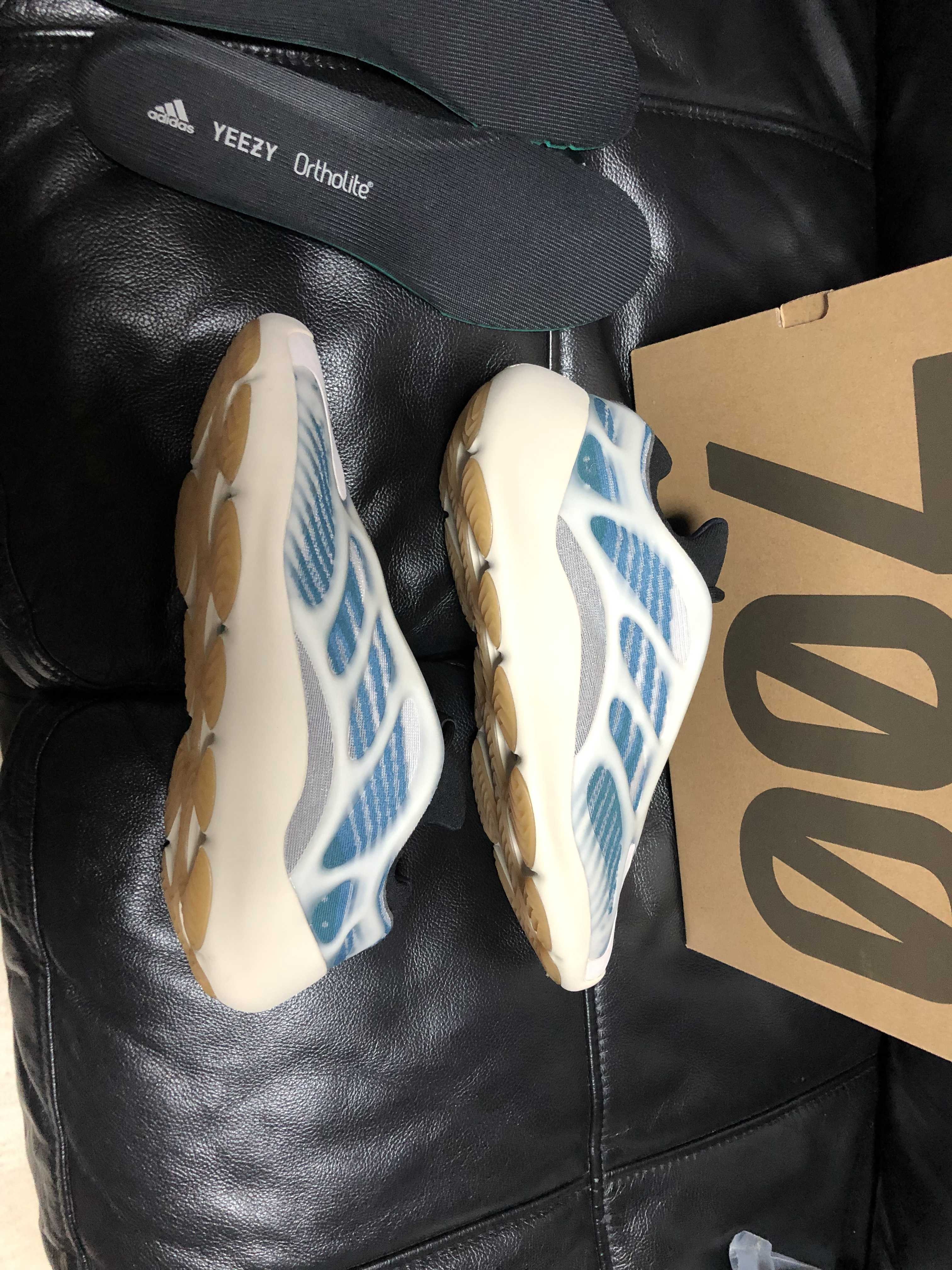 adidas YEEZY 700V3 "Kyanite"