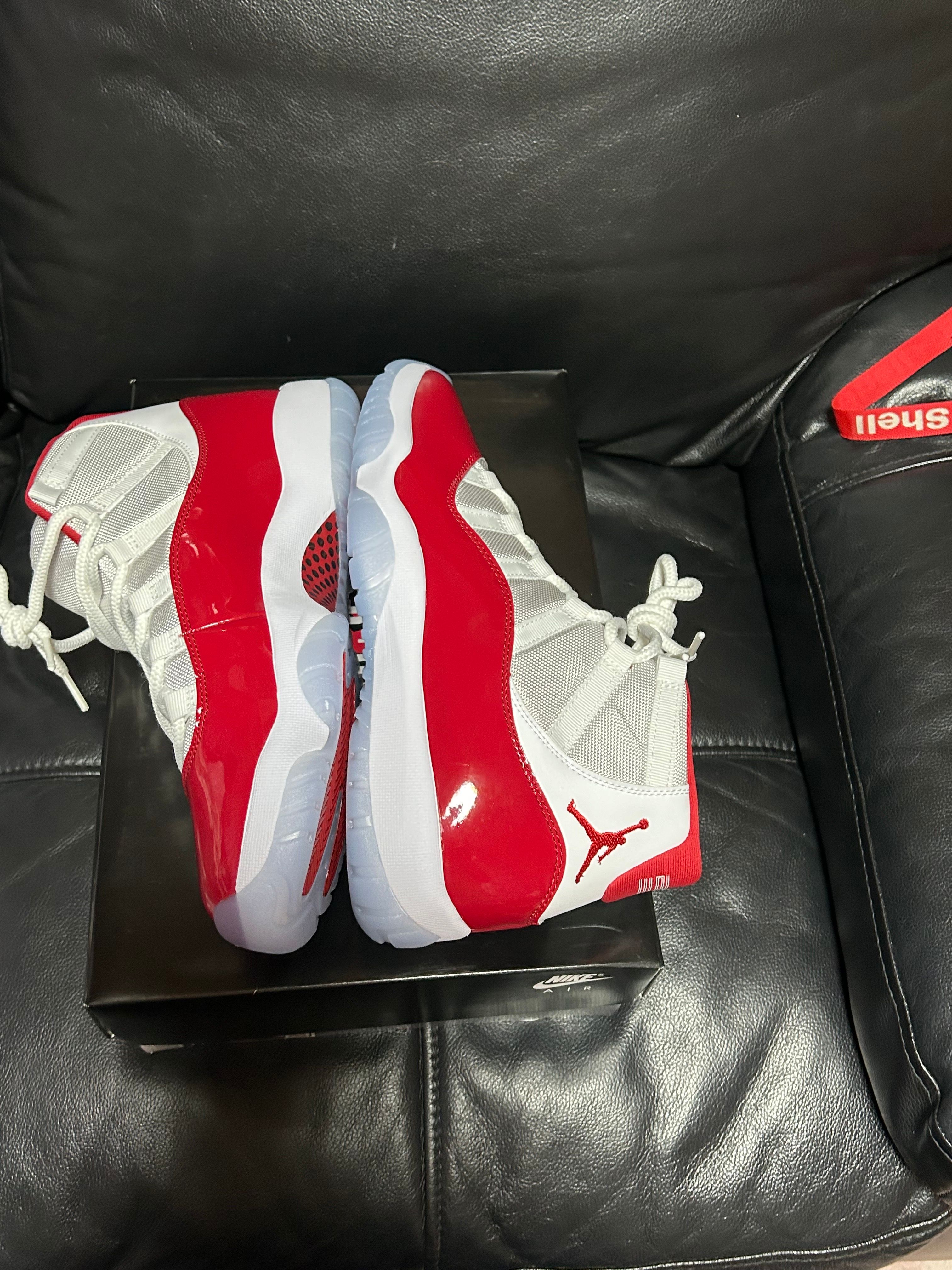 Nike Air Jordan 11 "Varsity Red"