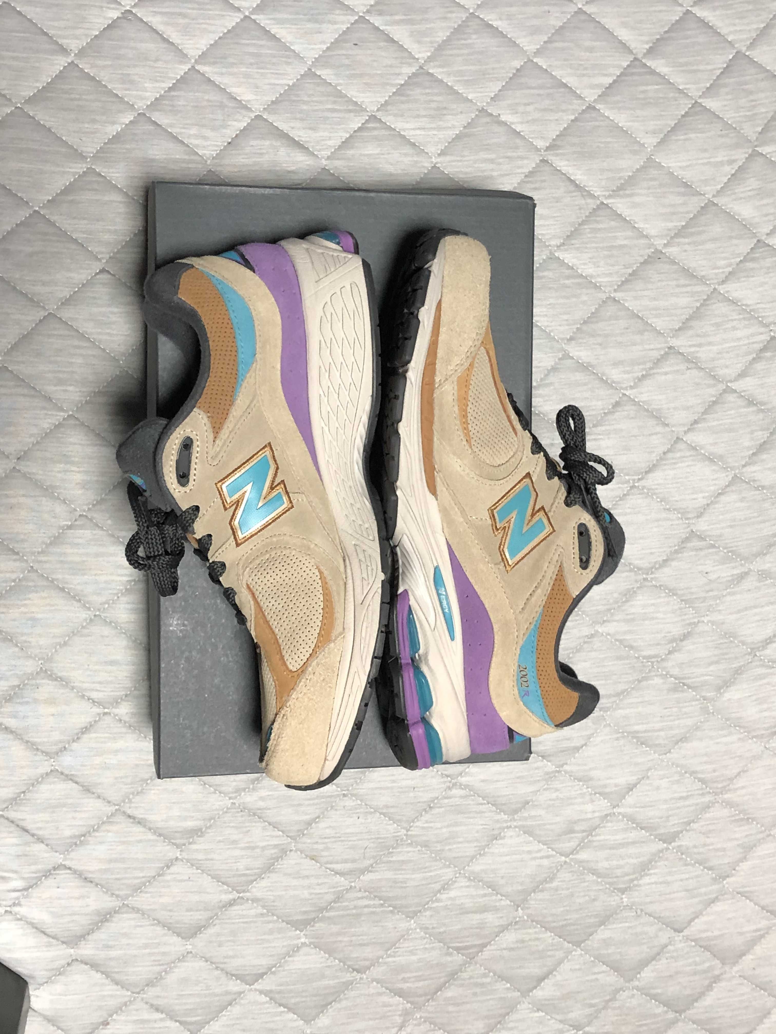 New Balance 2002R "Beige/Purple"