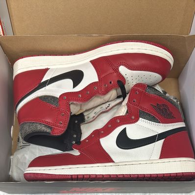 Nike Air Jordan 1 High OG "Lost & Found/Chicago"