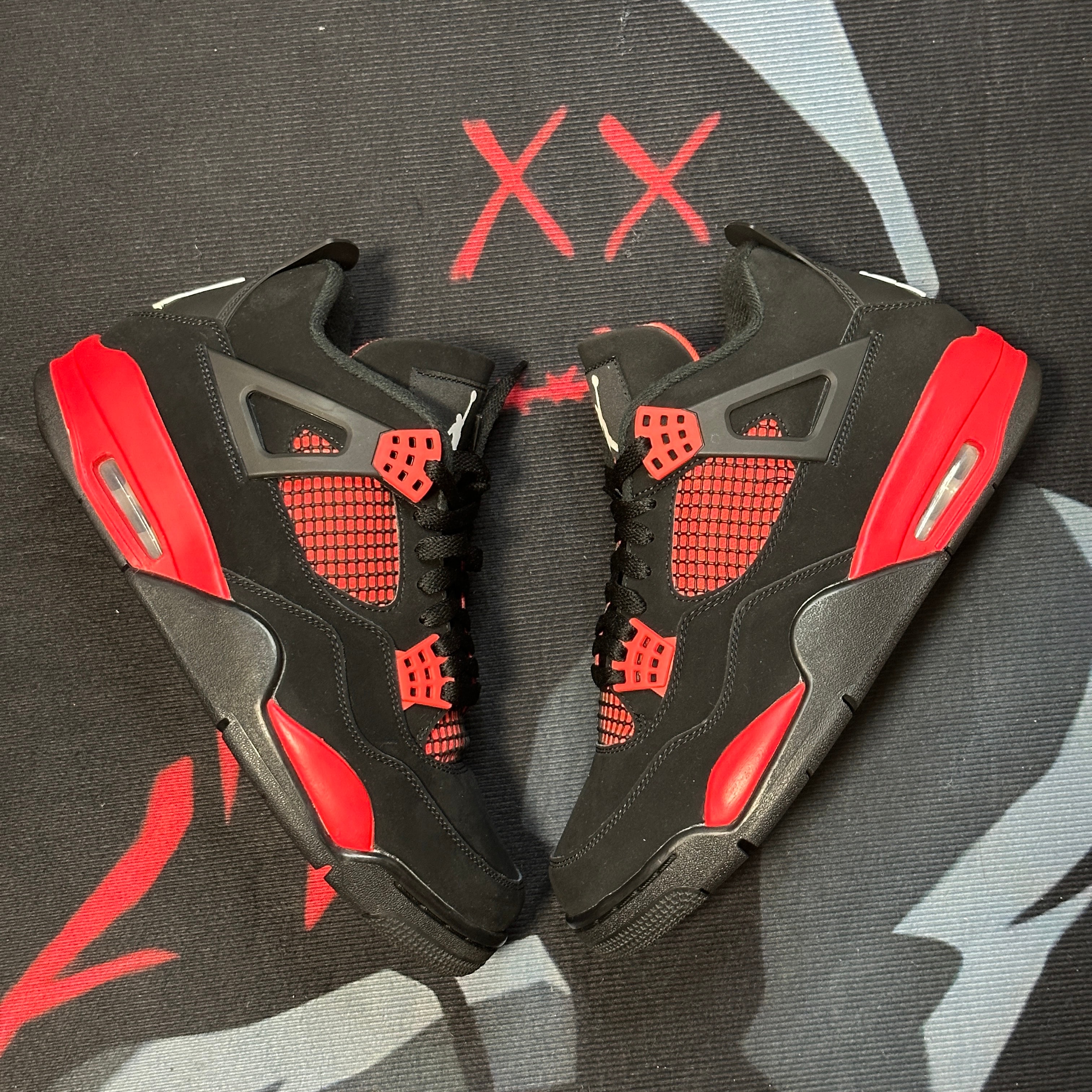 Nike Air Jordan 4 "Red Thunder/Crimson"