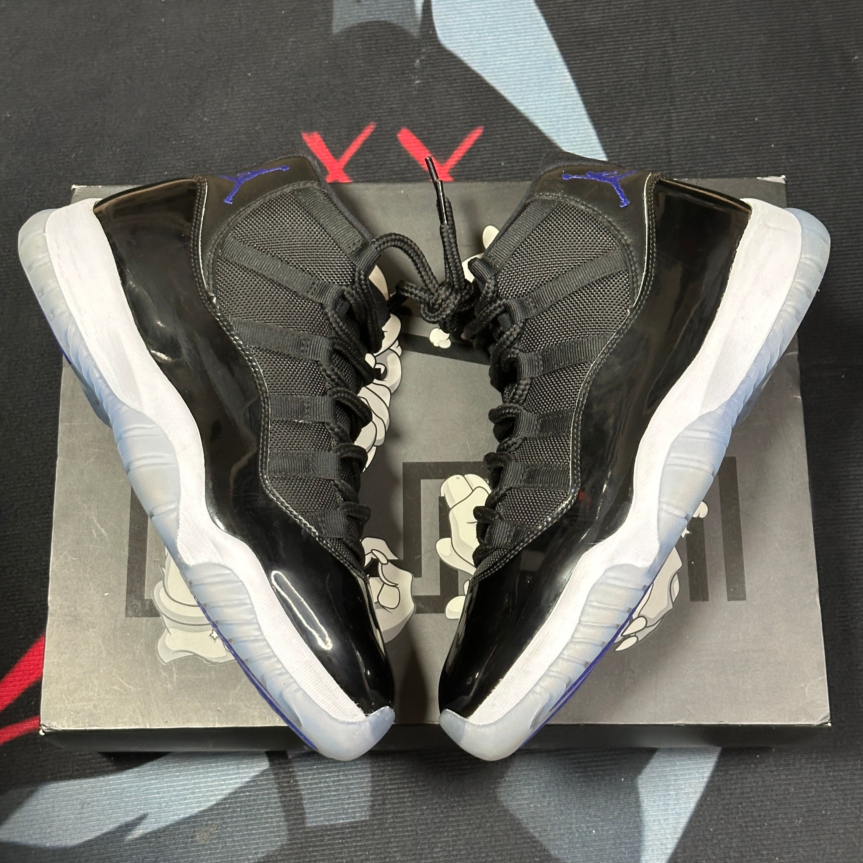 Nike Air Jordan 11 Retro "Space Jam" (2016)