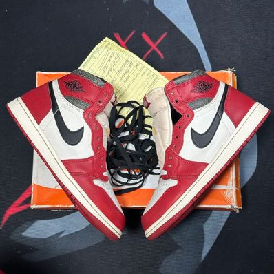 Nike Air Jordan 1 High OG "Lost & Found/Chicago"