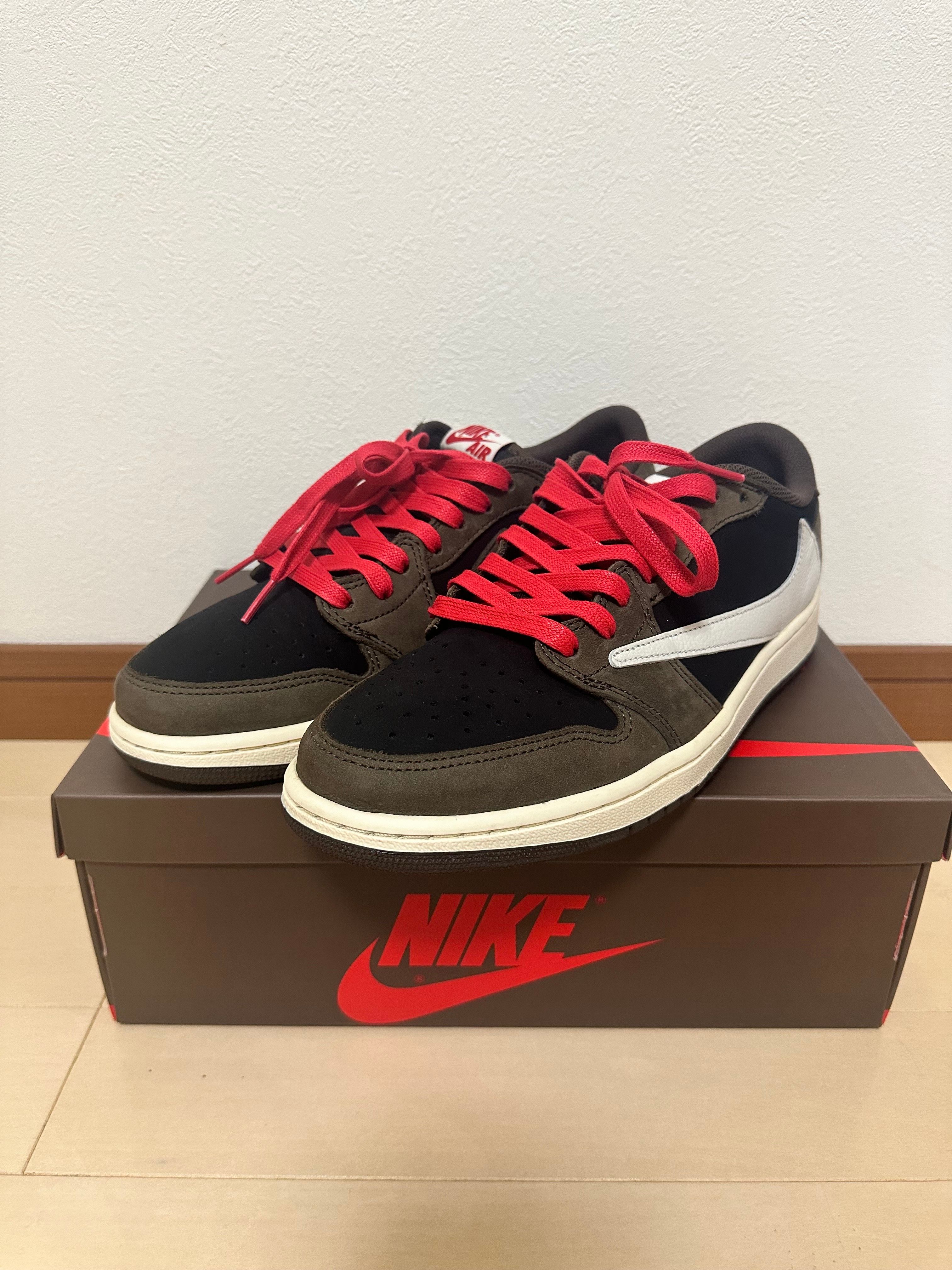 Travis Scott × Nike Air Jordan 1 Low OG SP-T "Black/Dark Mocha"