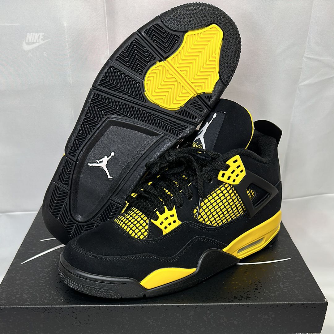 Nike Air Jordan 4 Retro "Thunder"(2023)