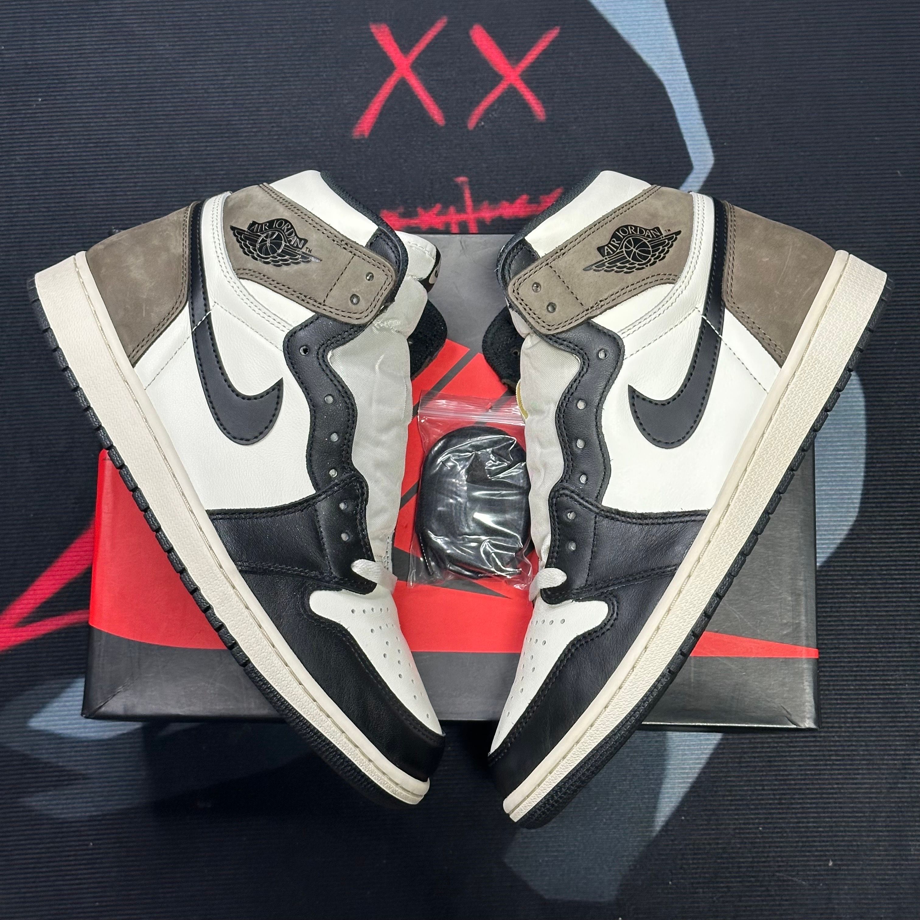 Nike Air Jordan 1 High OG "Sail/Dark Mocha/Black"