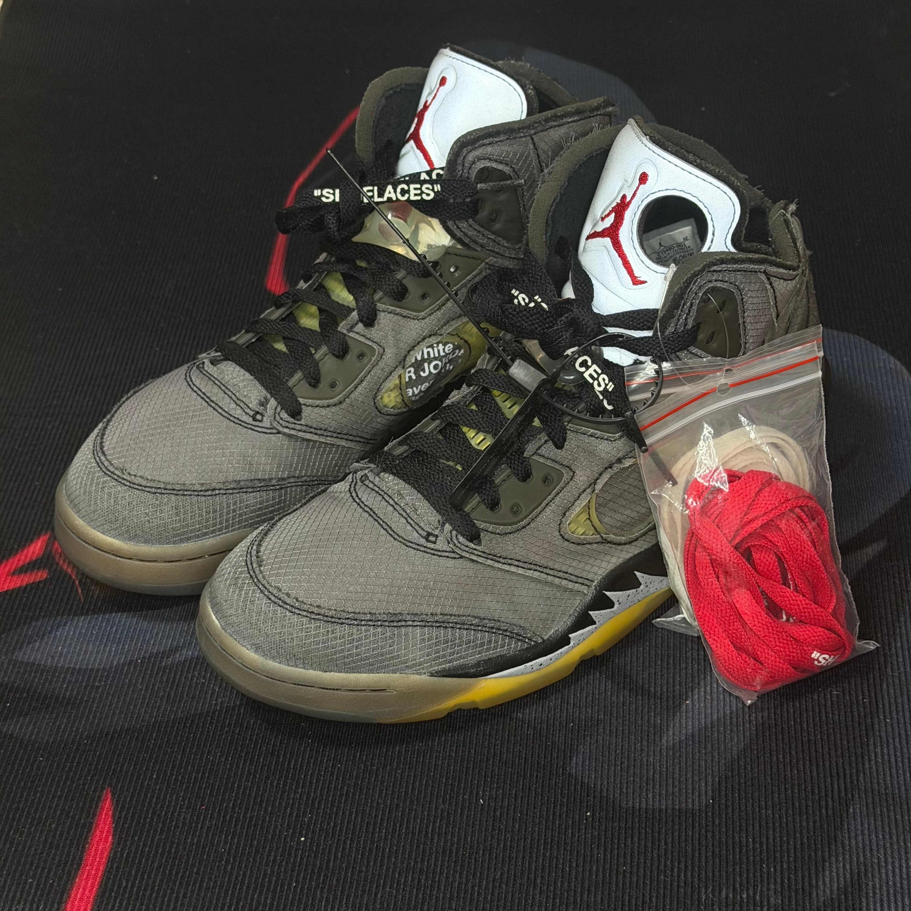 Off-White × Nike Air Jordan 5 "Black/Muslin/Fire Red"