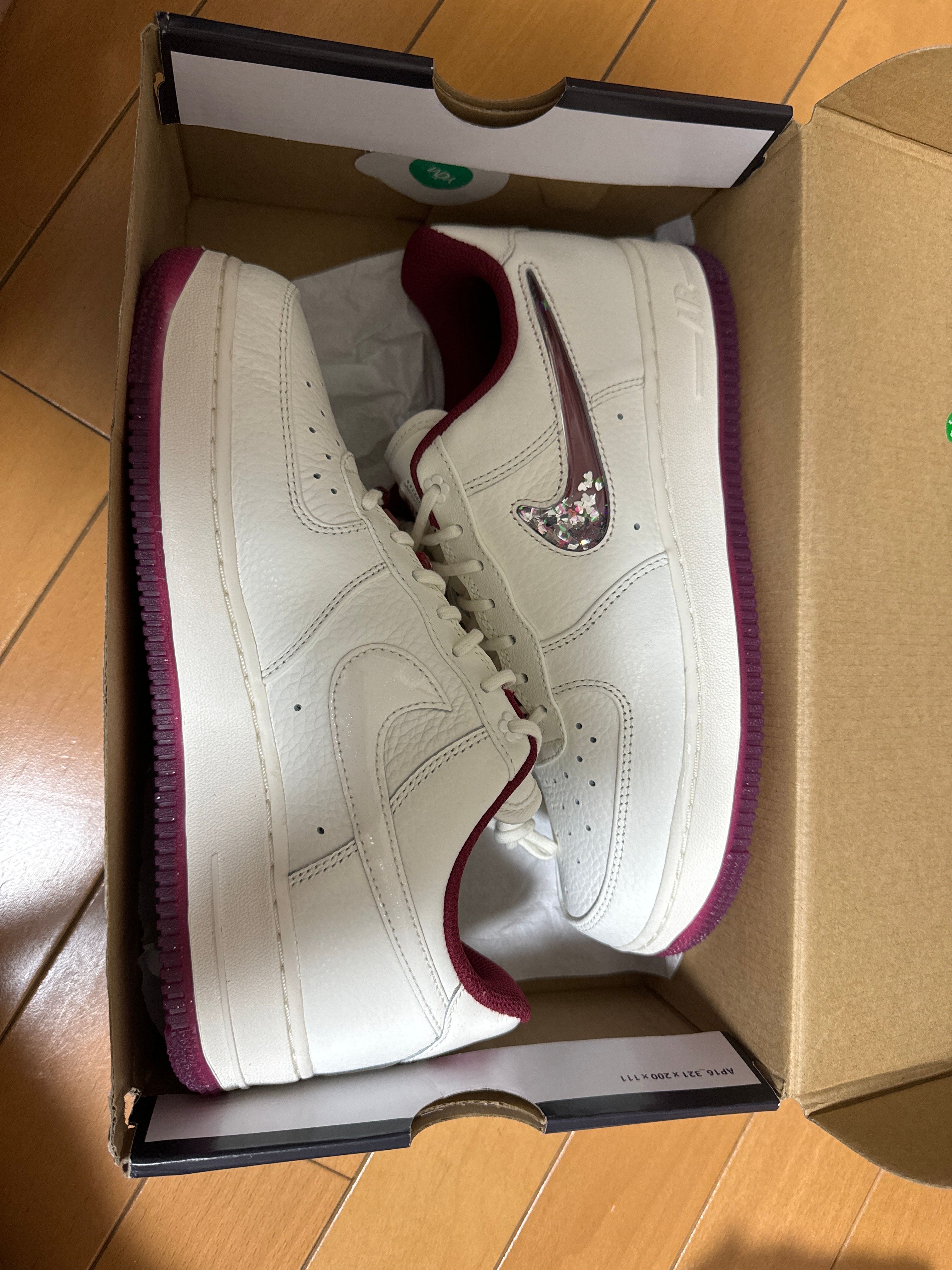 Nike Women's Air Force 1 Low "Valentine’s Day" (2024)