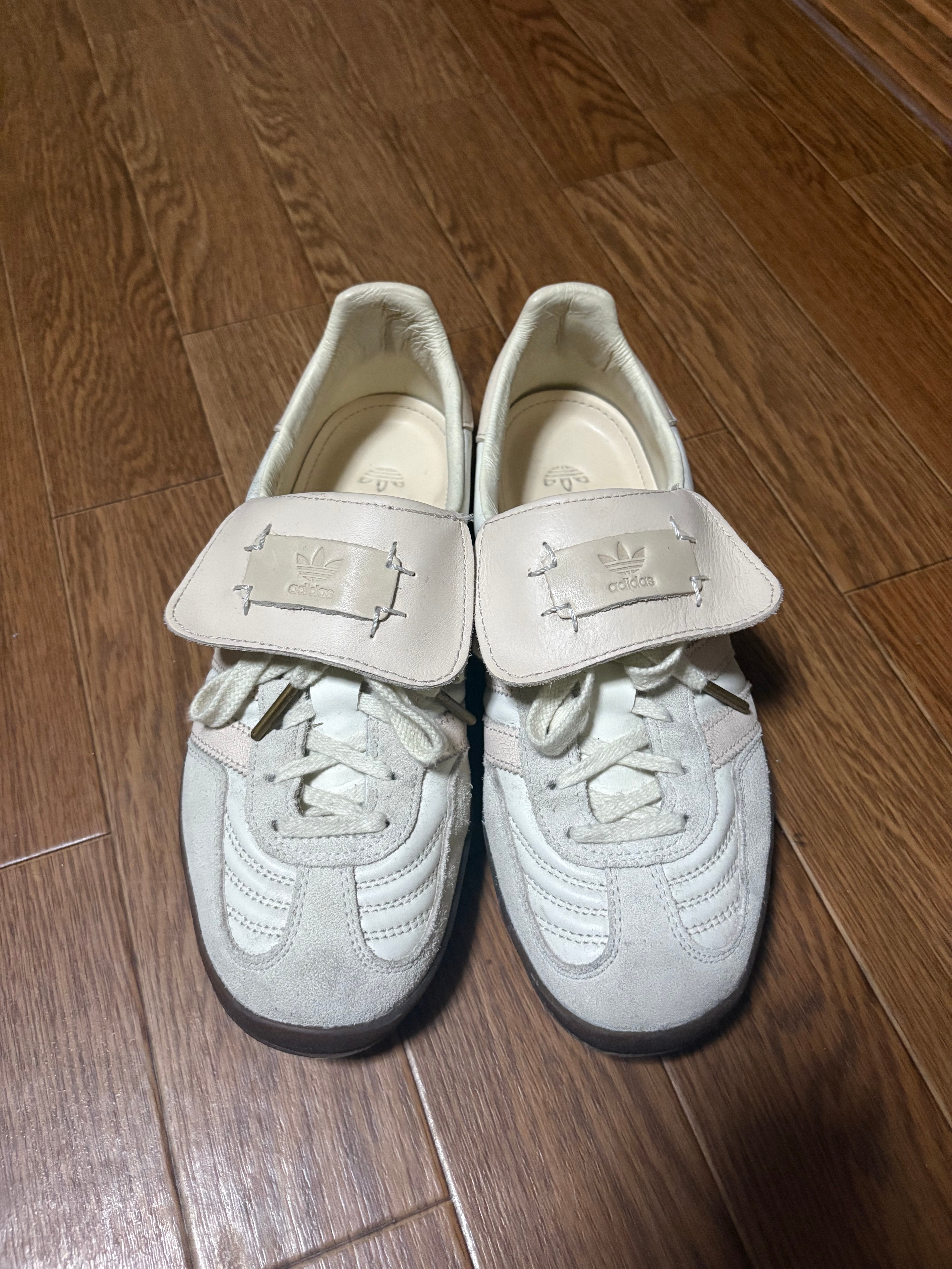 FOOT INDUSTRY × adidas Gazelle Indoor "Off White/Sand Strata"