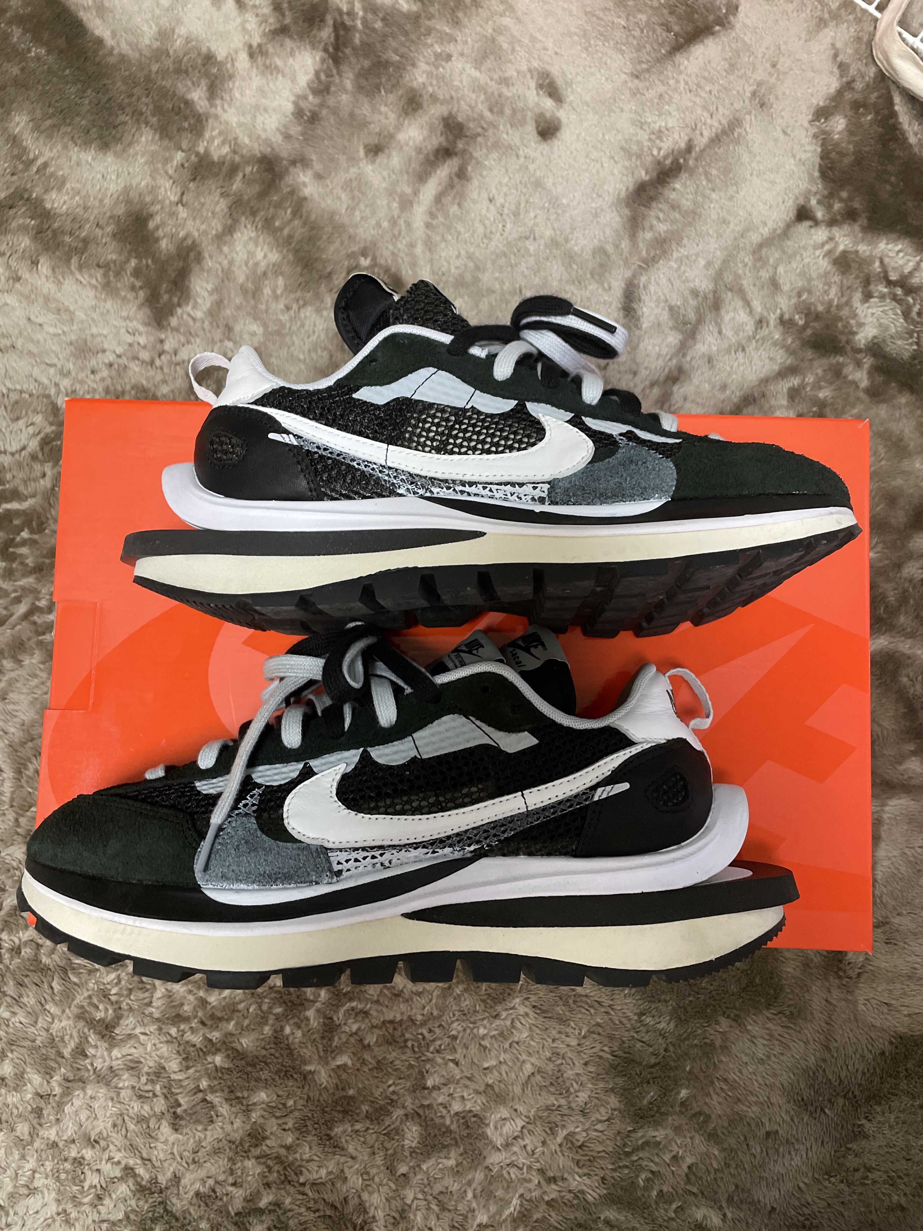 sacai × Nike Vapor Waffle "Black and White"