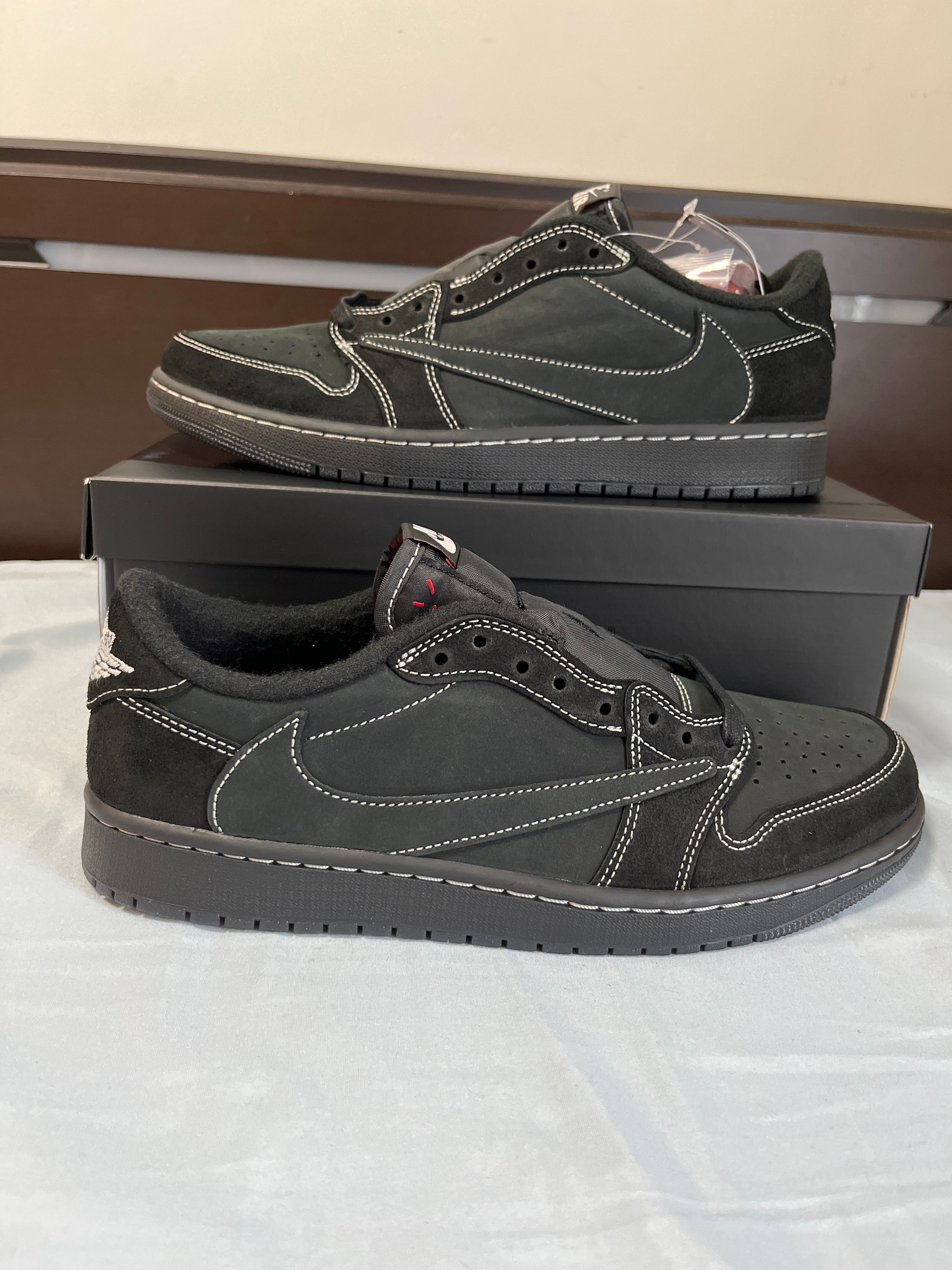 Travis Scott × Nike Air Jordan 1 Low OG SP "Black Phantom"
