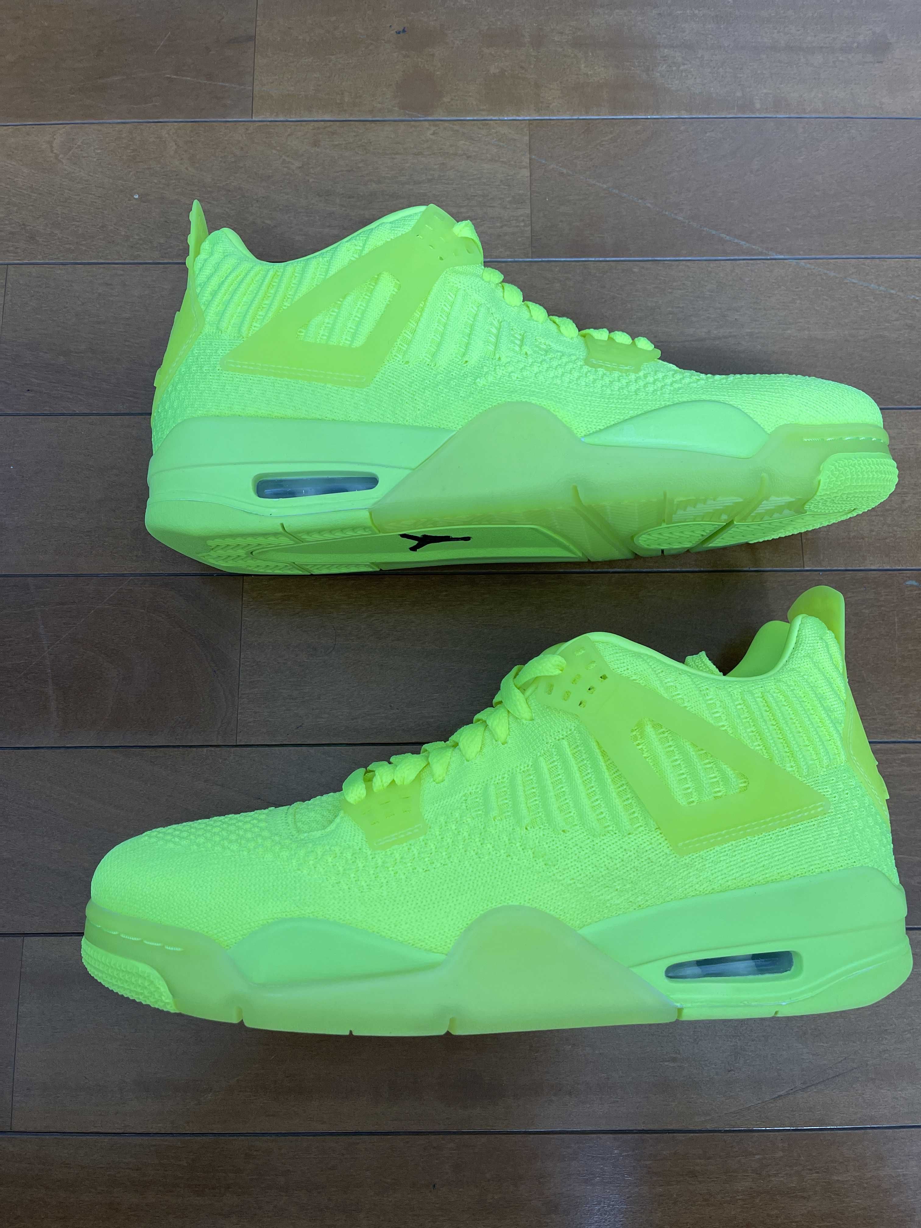 NIKE AIR JORDAN 4 RETRO FLYKNIT VOLT