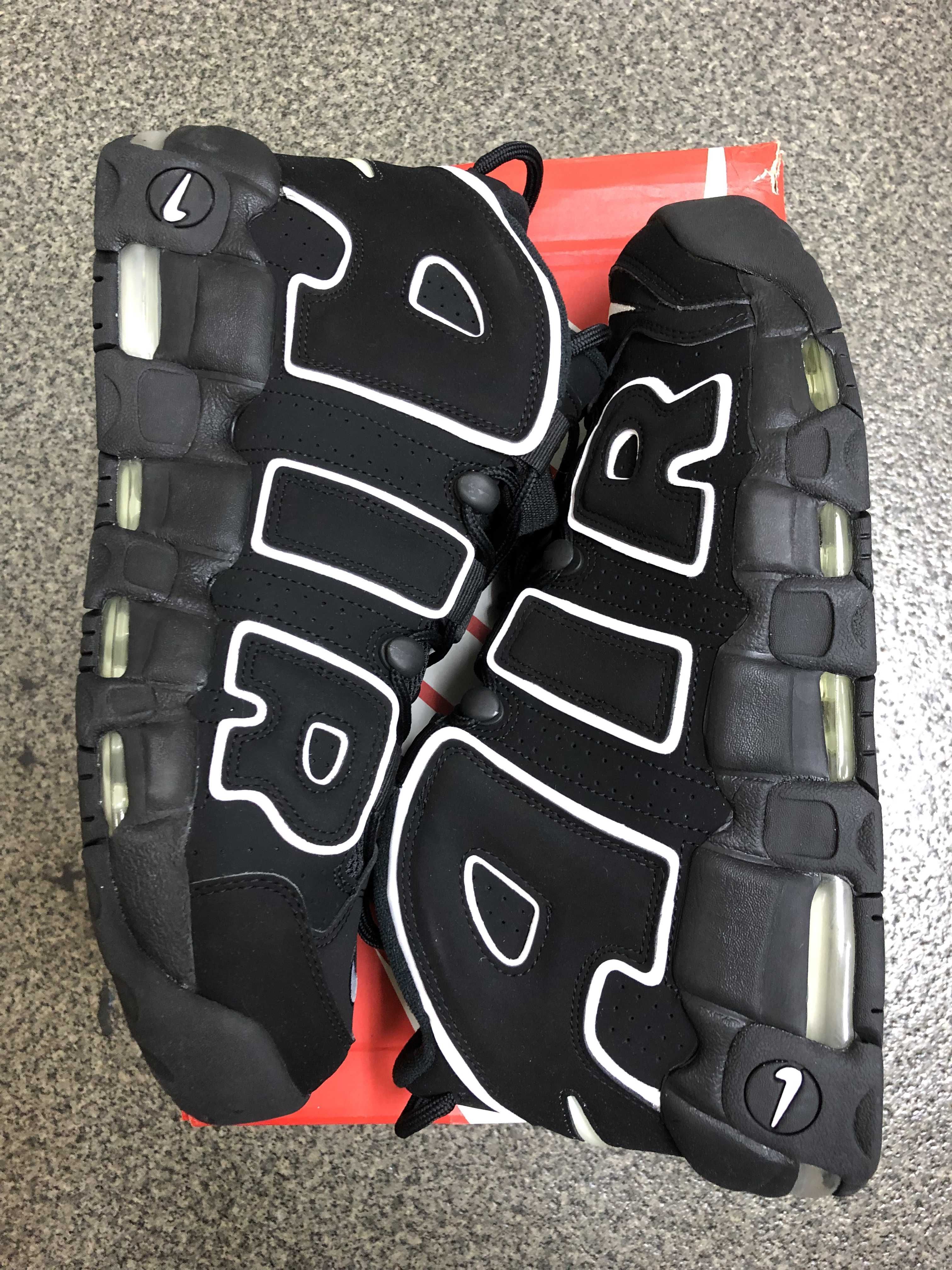 NIKE AIR MORE UPTEMPO "BLACK/WHITE"(2016)