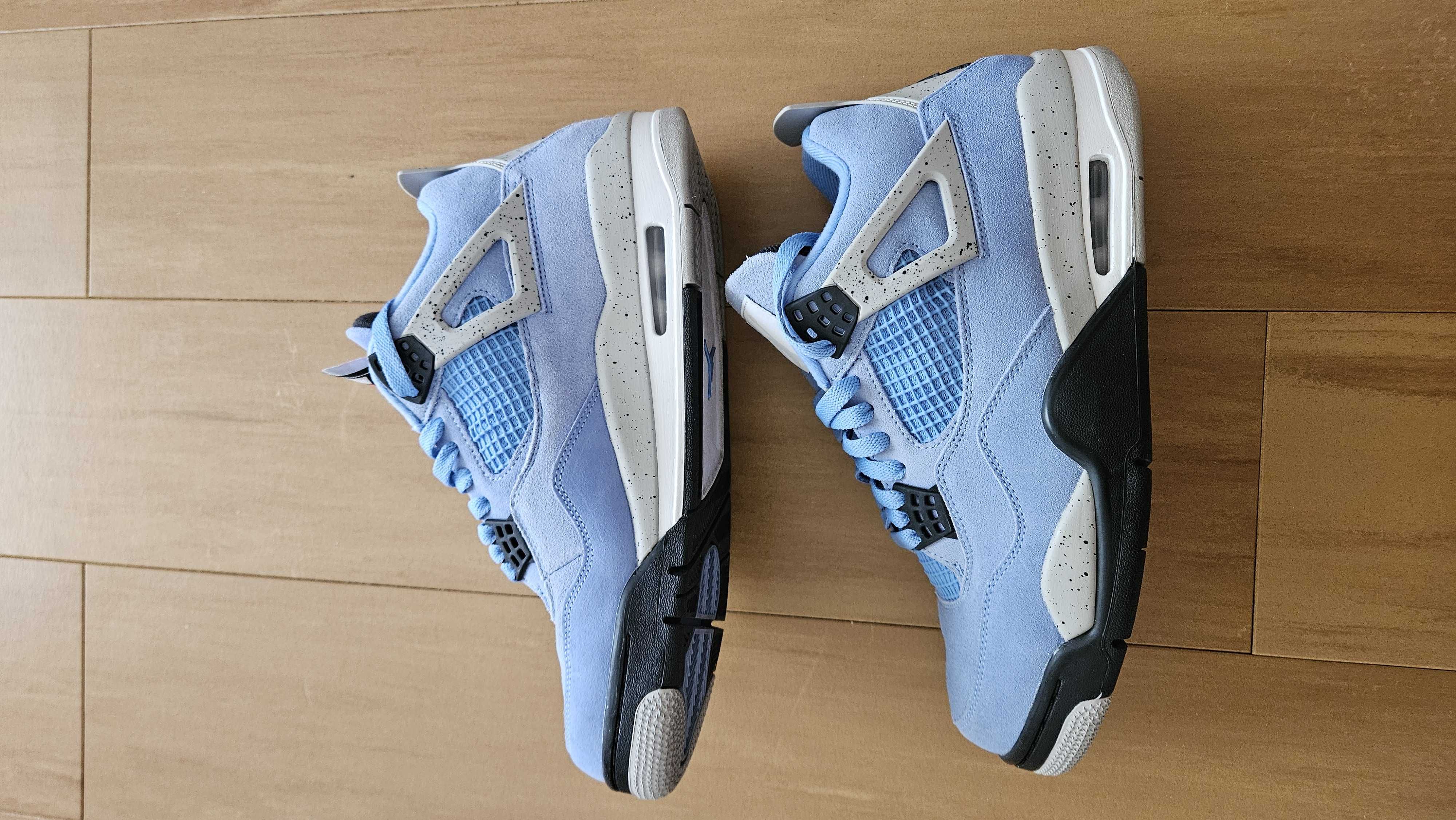 Nike Air Jordan 4 "University Blue"