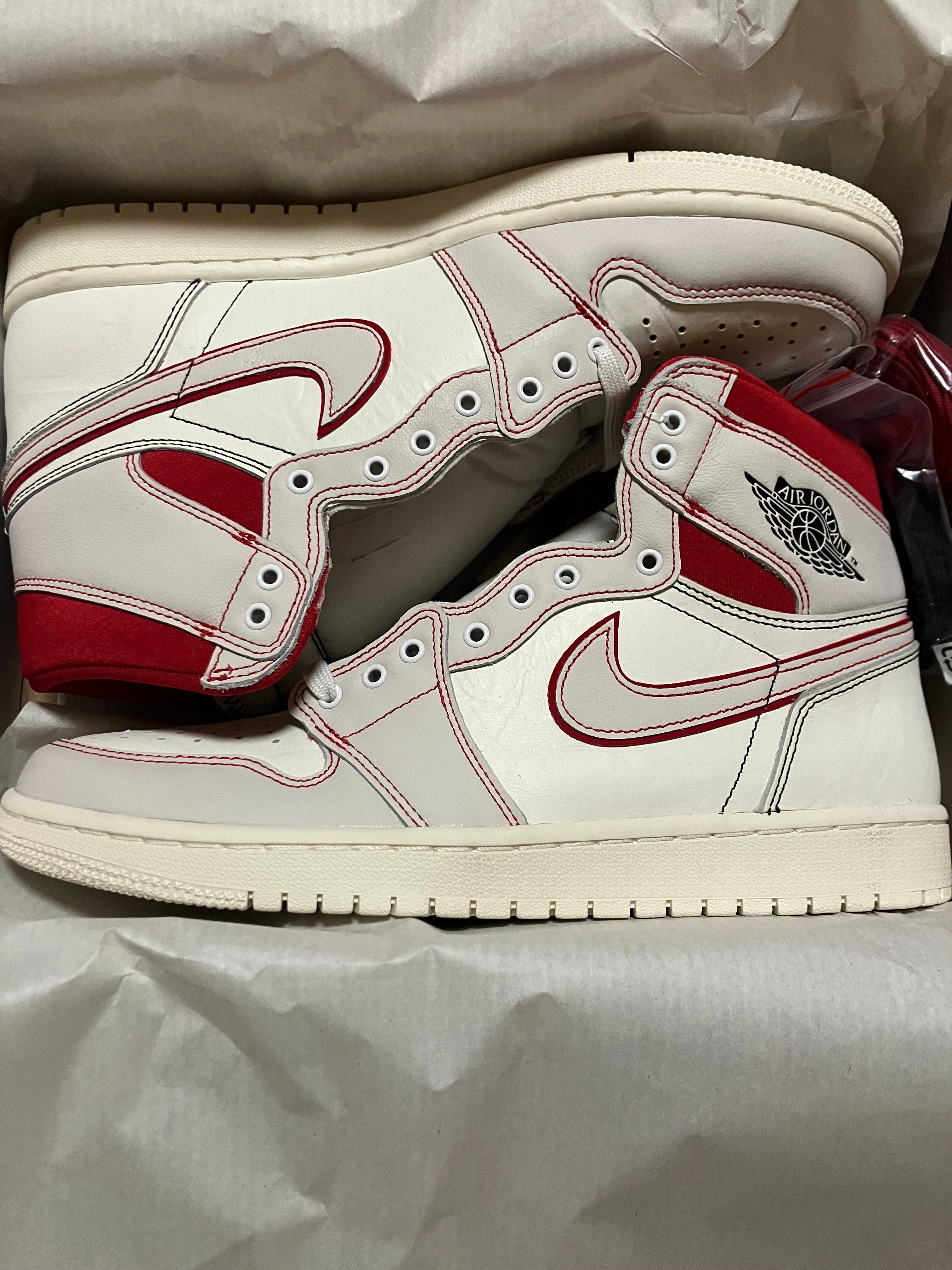 Nike Air Jordan 1 Retro High OG "Sail/University Red"     