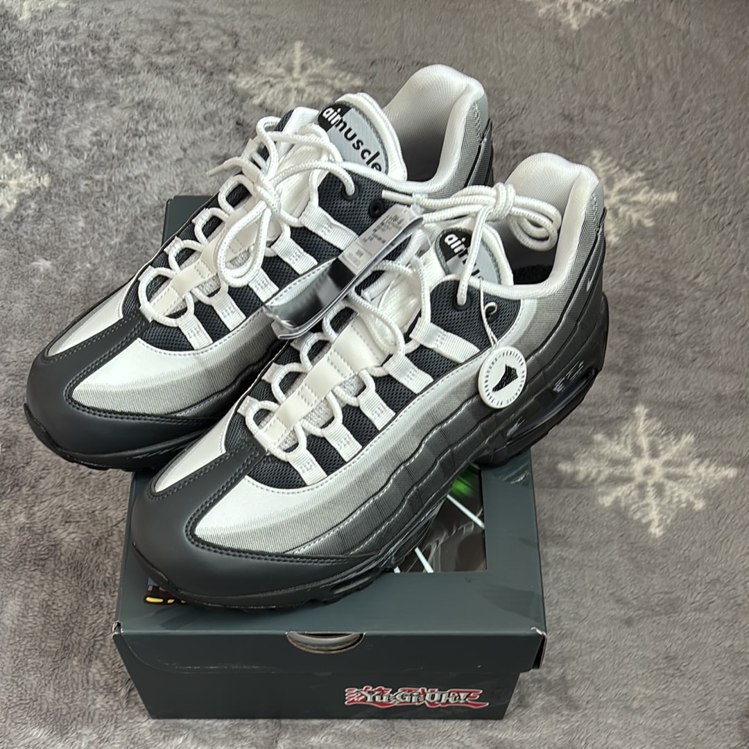 遊戯王 × ナイキ エアマックス95 "エアマッスル/城之内" (日本限定)