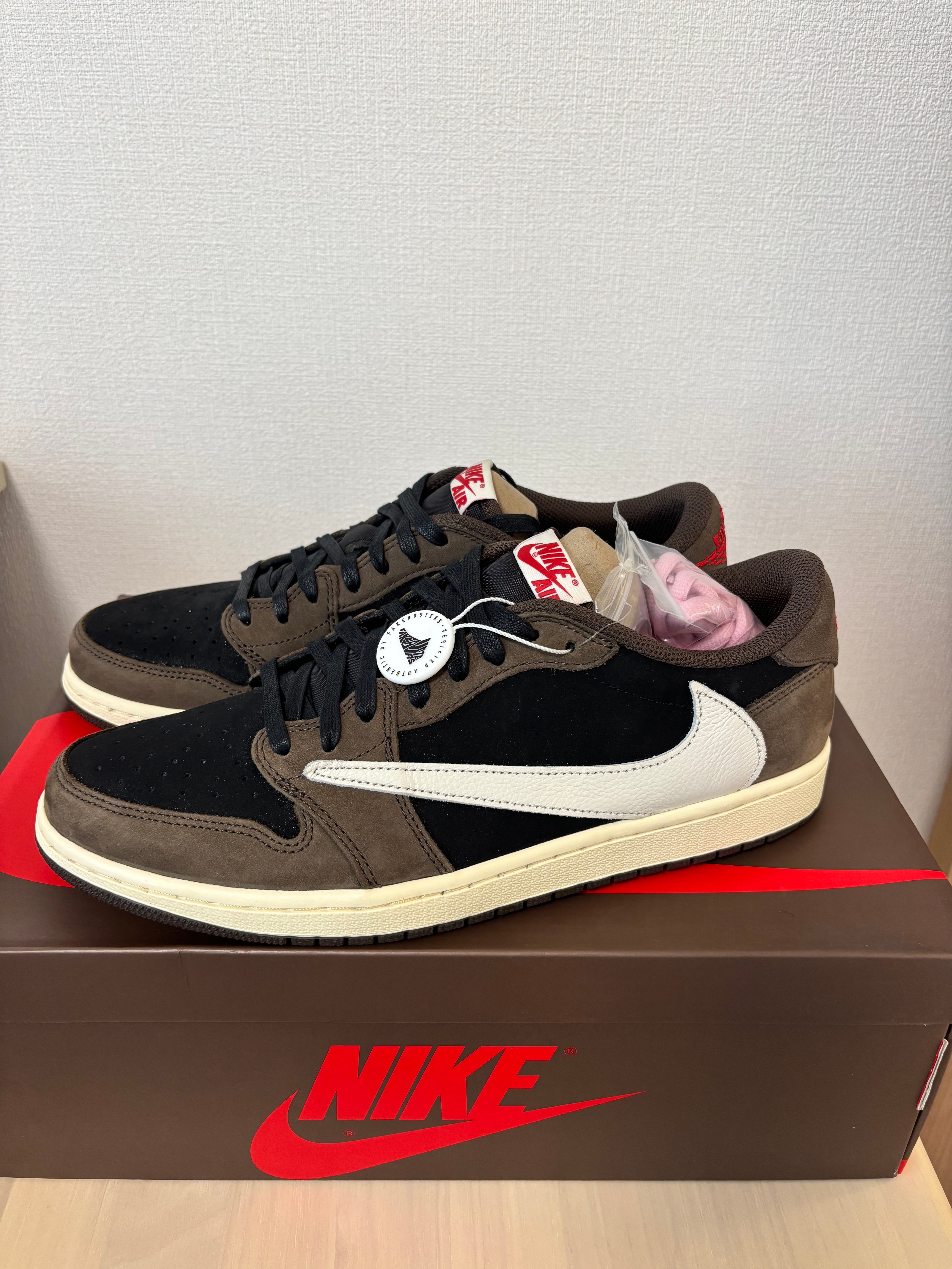 Travis Scott × Nike Air Jordan 1 Low OG SP-T  "Black/Dark Mocha"