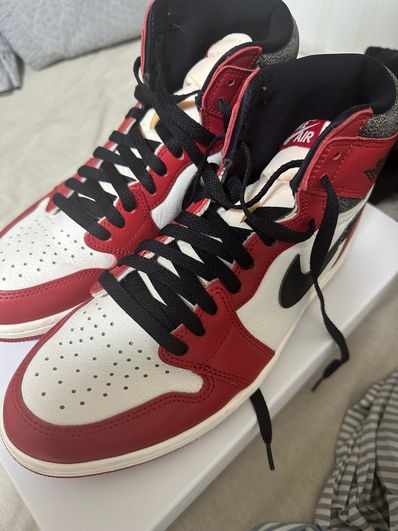 Nike Air Jordan 1 High OG "Lost & Found/Chicago"