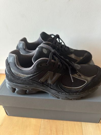 New Balance 2002R "Triple Black"