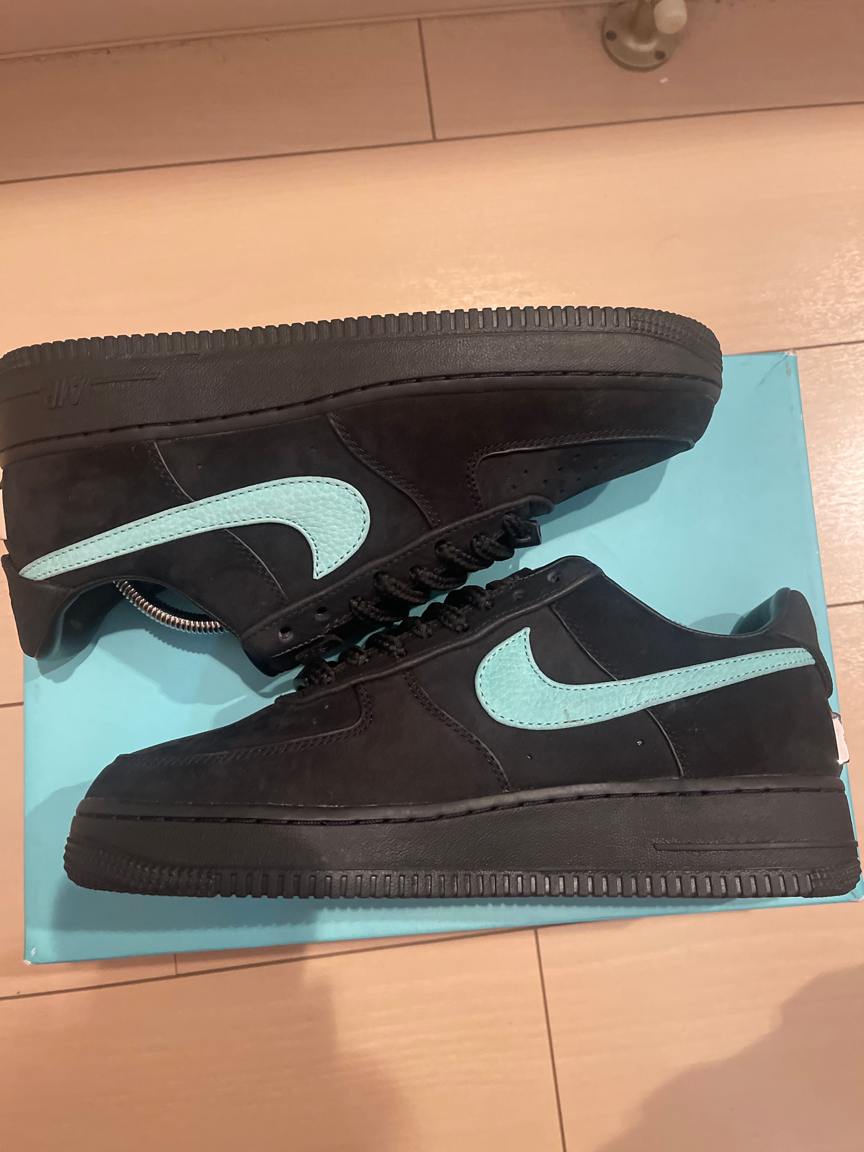 Tiffany & Co. × Nike Air Force 1 Low "1837"