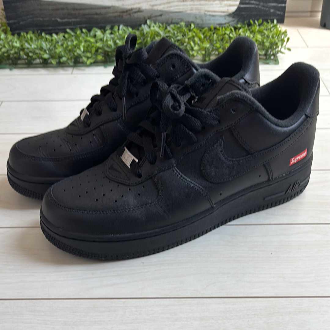 Supreme × Nike Air Force 1 Low "Black"