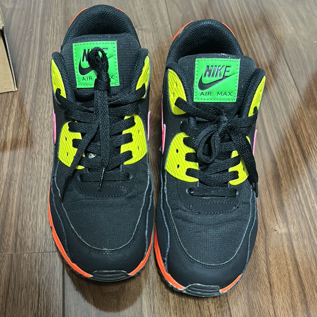 NIKE AIR MAX 90 "TOKYO NEON"