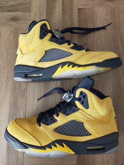 NIKE AIR JORDAN 5 MICHIGANの新品/中古フリマ(通販)|スニダン