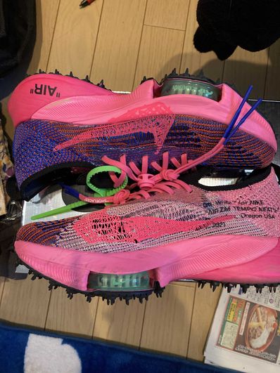 Off-White × Nike Air Zoom Tempo Next% Flyknit "Pink Glow"