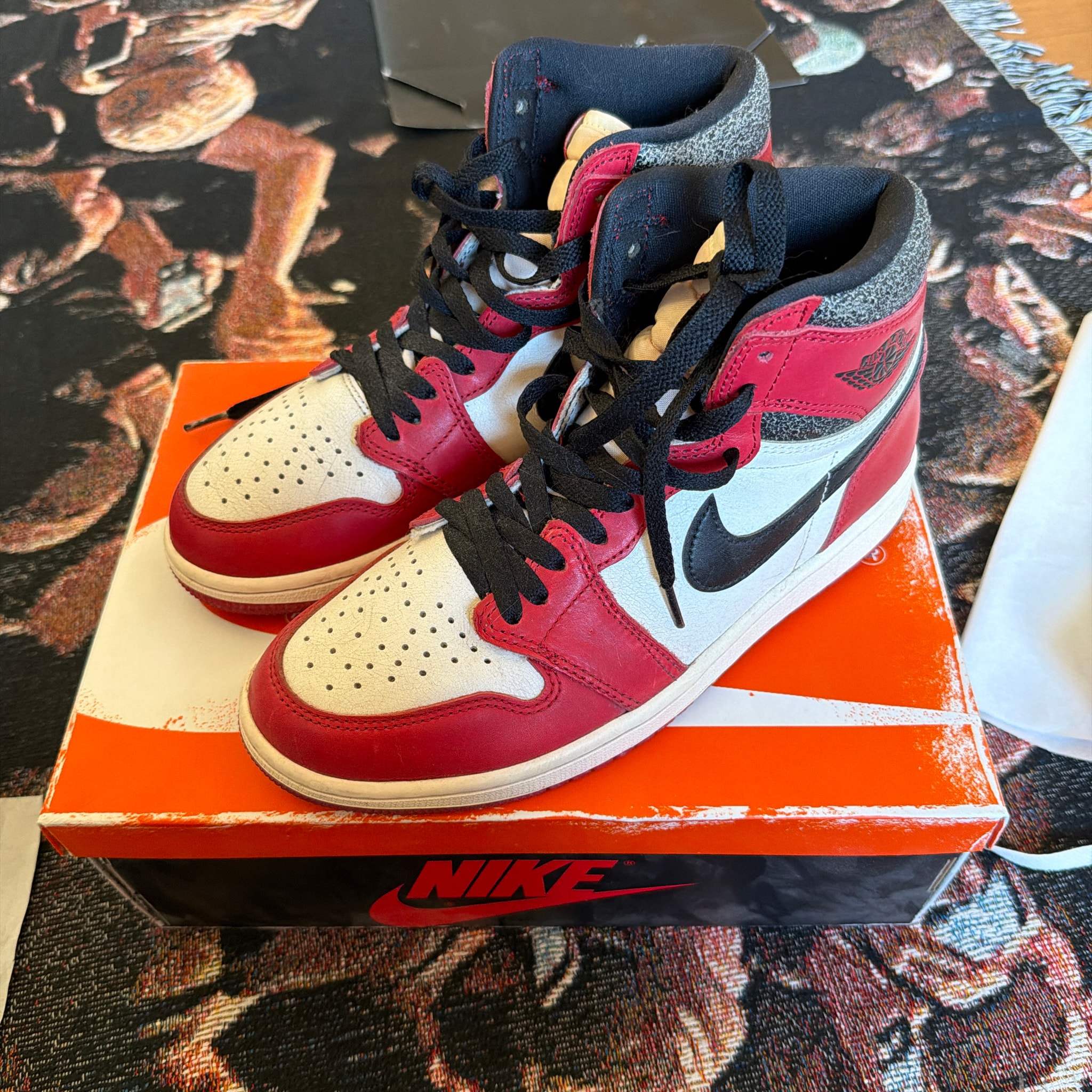 Nike Air Jordan 1 High OG "Lost & Found/Chicago"