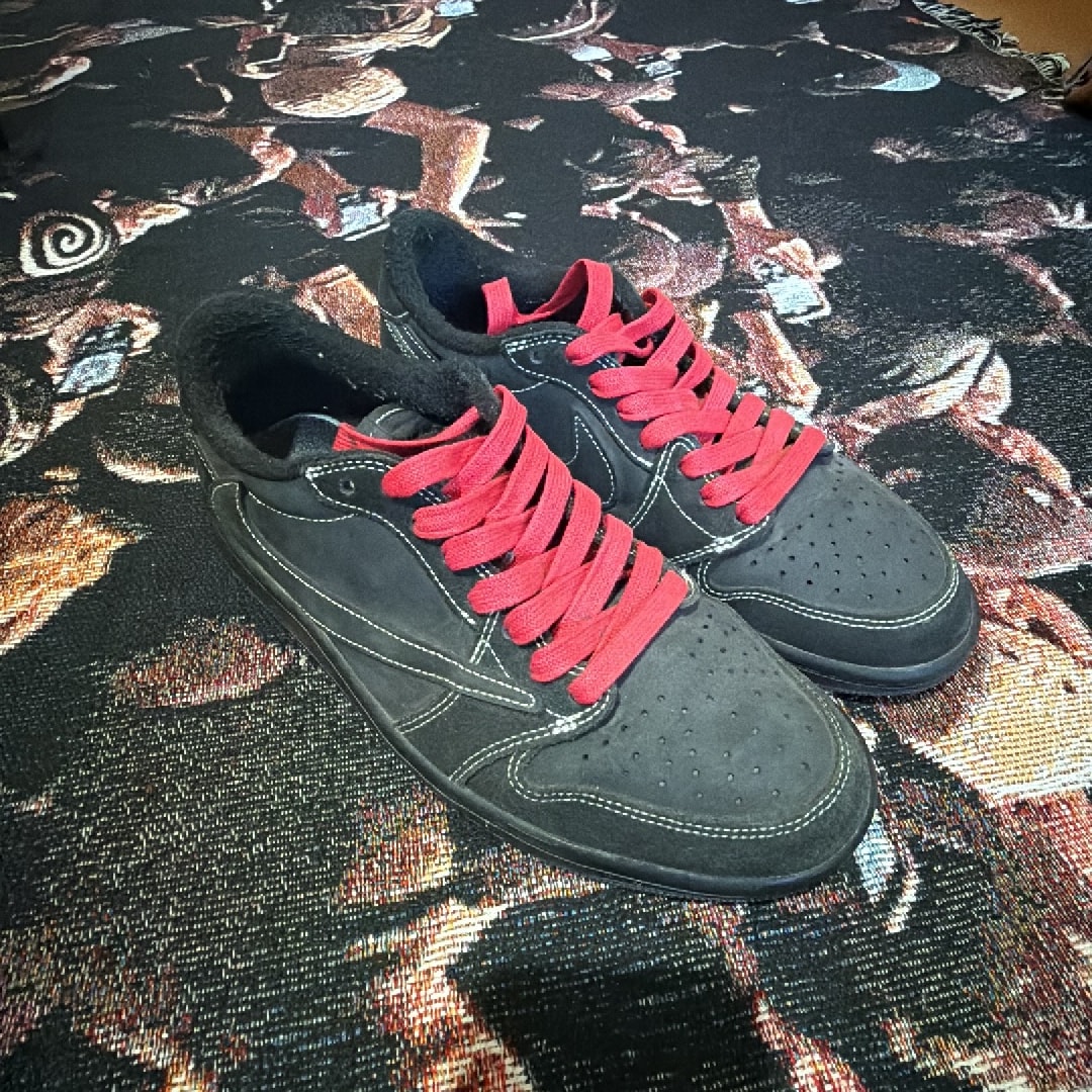 Travis Scott × Nike Air Jordan 1 Low OG SP "Black Phantom"