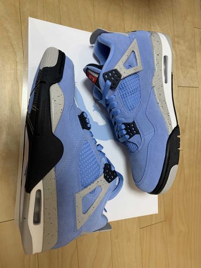 Nike Air Jordan 4 "University Blue"