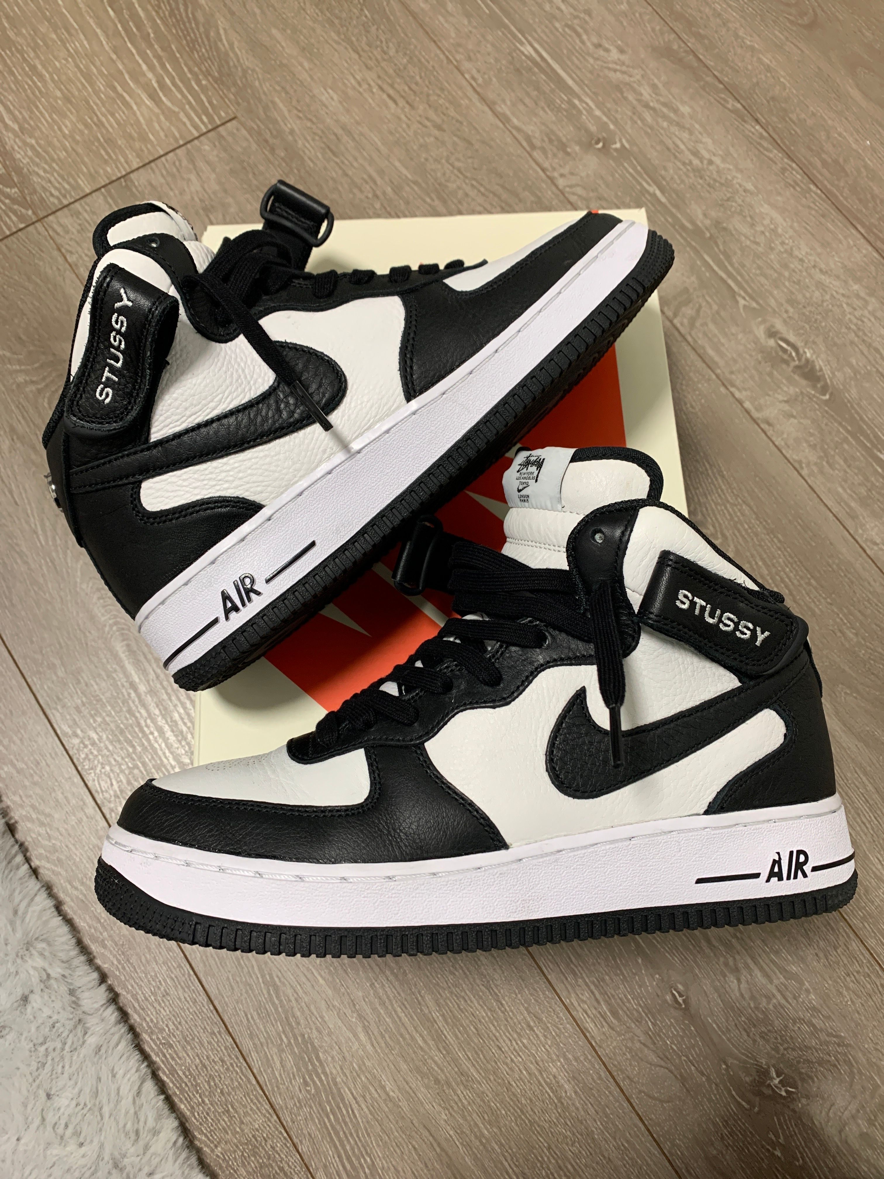 Stussy × Nike Air Force 1 Mid "Black and Light Bone"