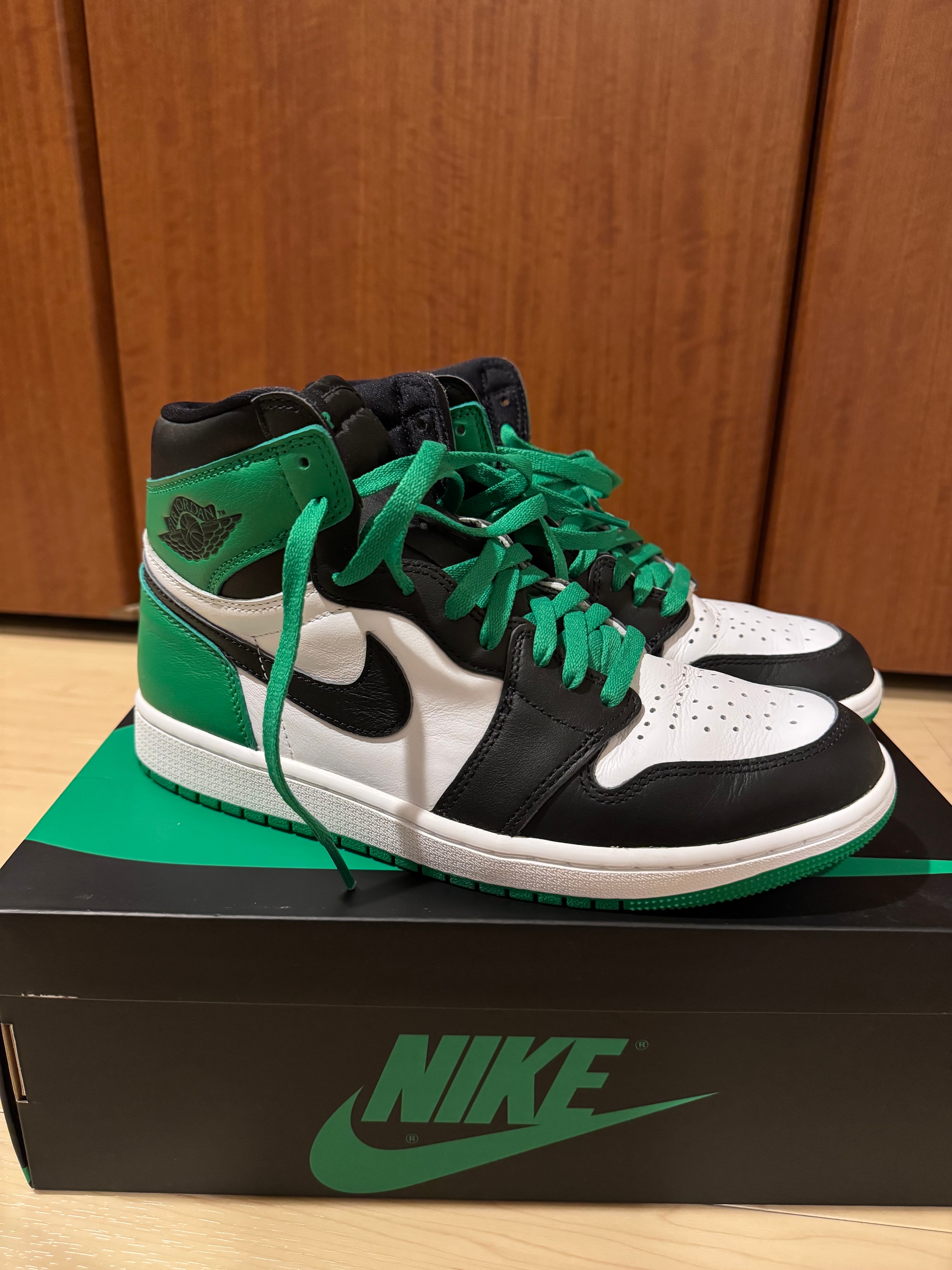 Nike Air Jordan 1 Retro High OG "Celtics/Black and Lucky Green" (2023)