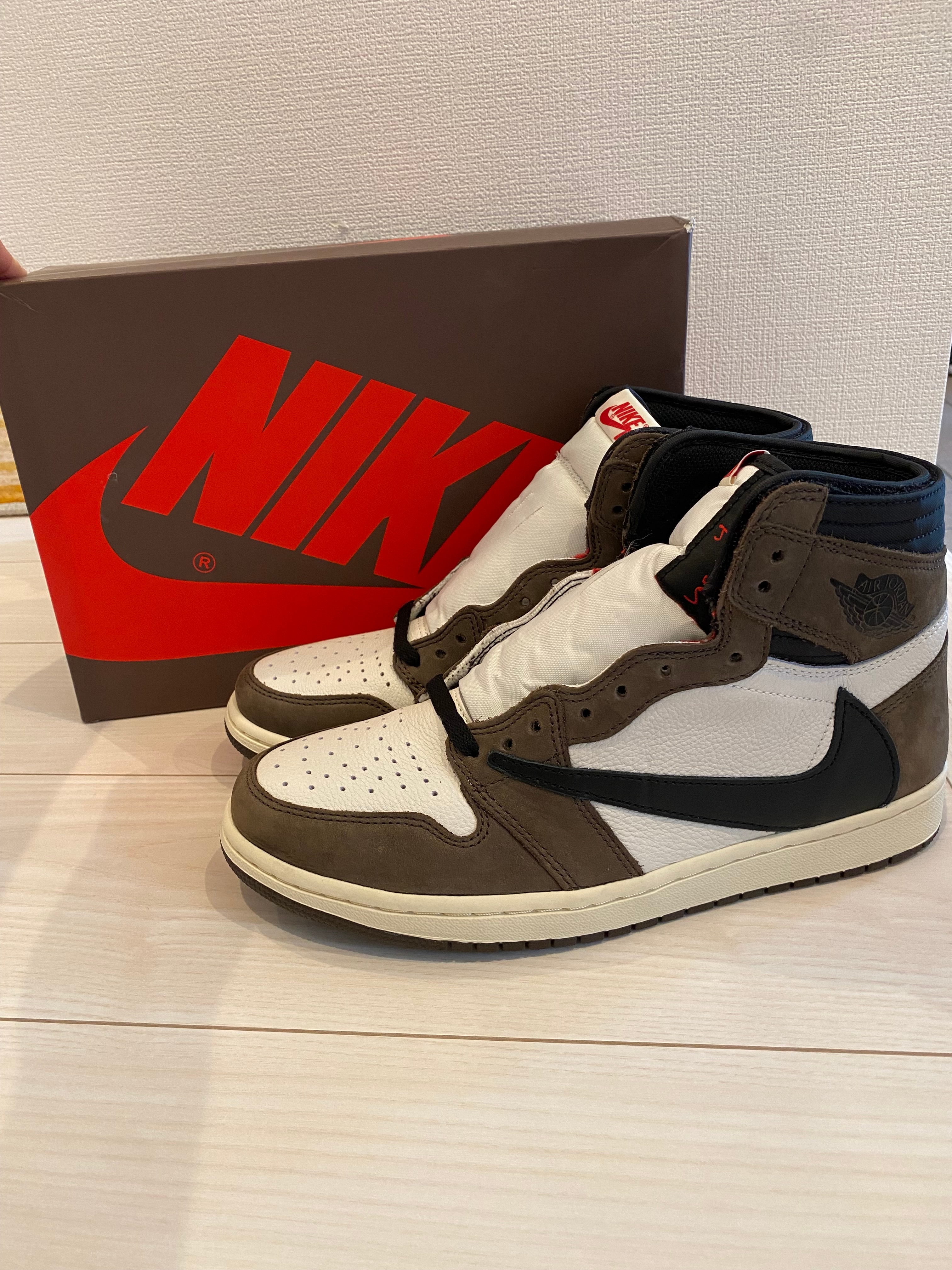 Travis Scott × Nike Air Jordan 1 Retro High OG TS SP 
