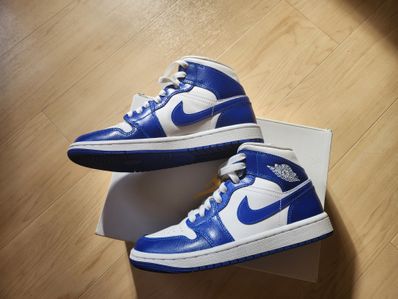 Nike Women's Air Jordan 1 Mid "Kentucky Blue"