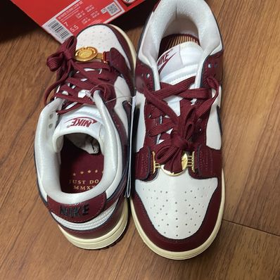 Nike Women's Dunk Low SE Just Do It "Team Red"